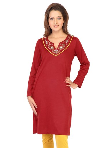 Aurelia Women Solid Red Kurtas