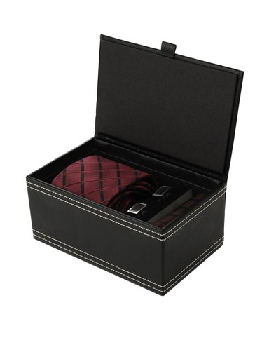 Turtle Men Formal Maroon Accessory Gift Set