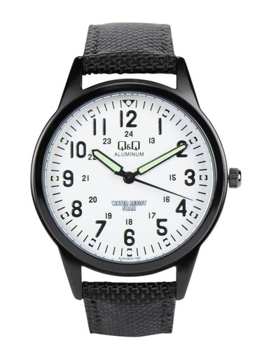 Q&Q Men White Dial Watch