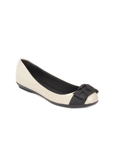 Catwalk Women Beige Shoes