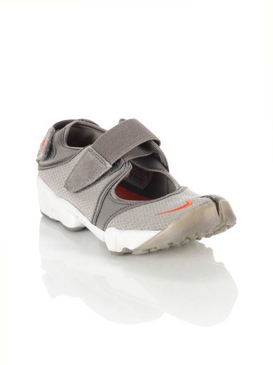 Nike Women Air Rift Grey Shoes